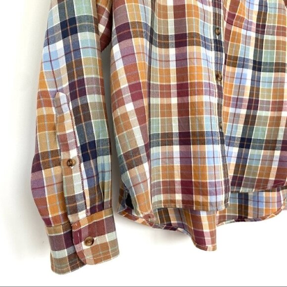 L.L. Bean plaid button down shirt in cotton & lyocell blend fabric, petite - Picture 5 of 9